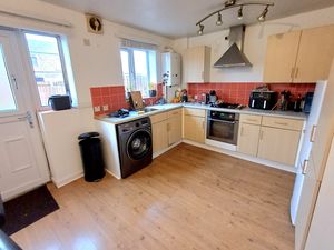 Photo 6- click for photo gallery